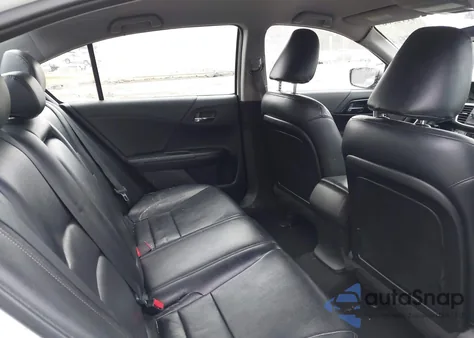 2013 Honda Accord Sport z USA, uszkodzony, nr VIN 1HGCR2F52DA161596